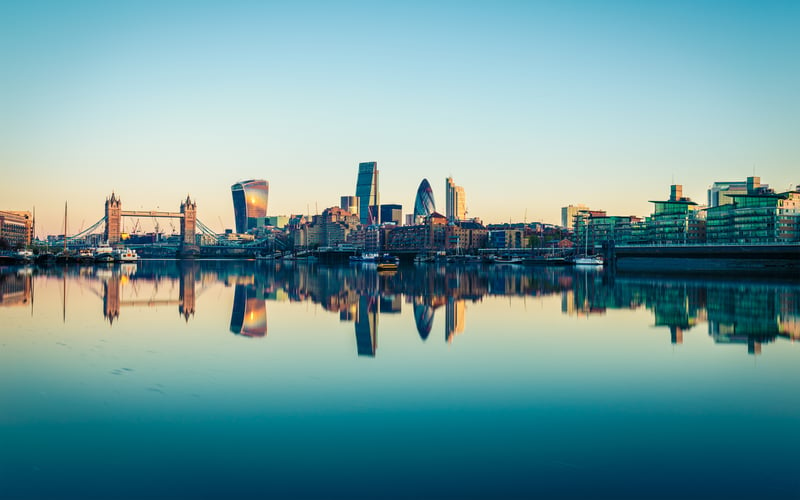 london financial district skyline